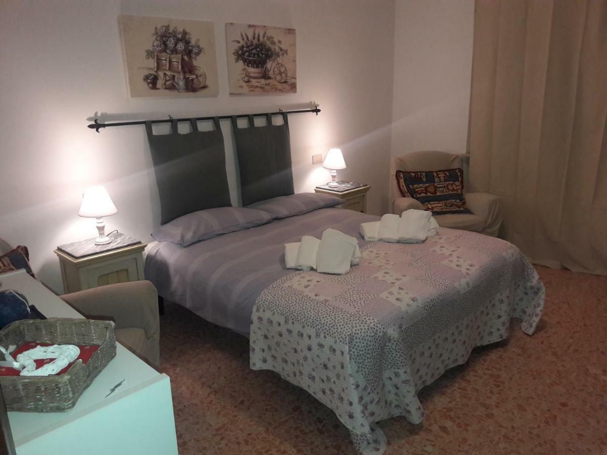 A Casa Di Chiara Hotell Perugia Exteriör bild
