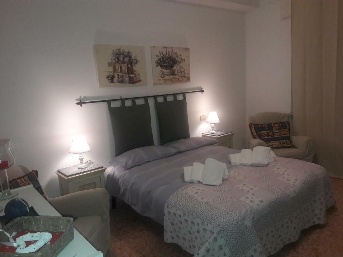 A Casa Di Chiara Hotell Perugia Exteriör bild